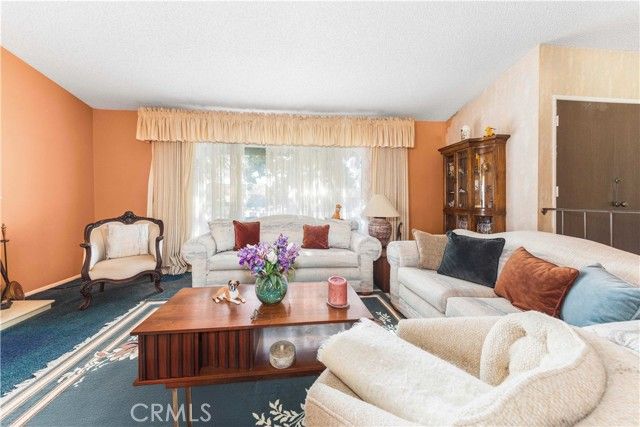 4275 Thomas Court, Simi Valley, CA 93063