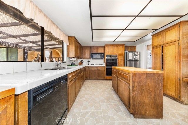 4275 Thomas Court, Simi Valley, CA 93063