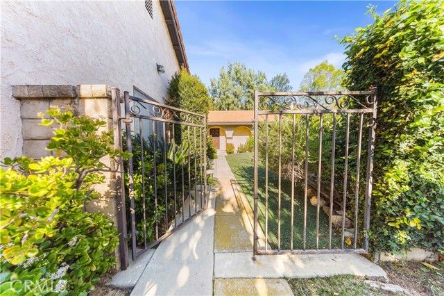 4275 Thomas Court, Simi Valley, CA 93063