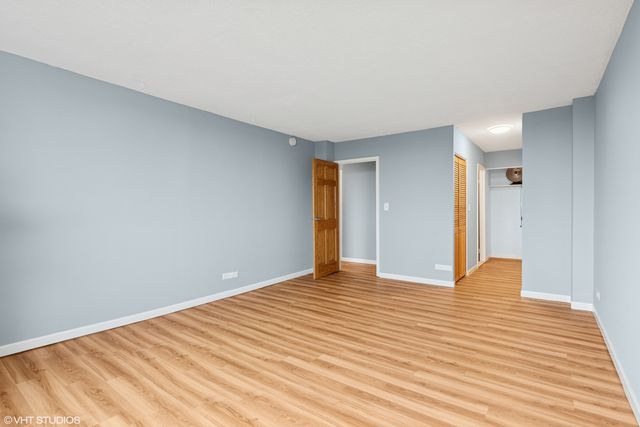 2200 S Stewart Avenue 4A, Lombard, IL 60148