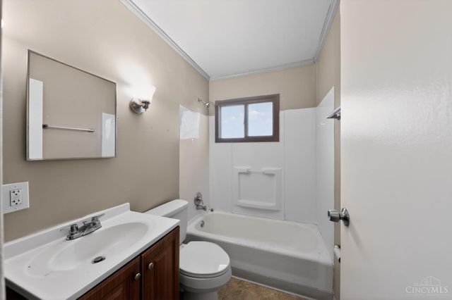 9570 Pippin Road, Colerain Twp, OH 45231