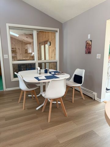 55 Esty Farm, Newton, MA 02459