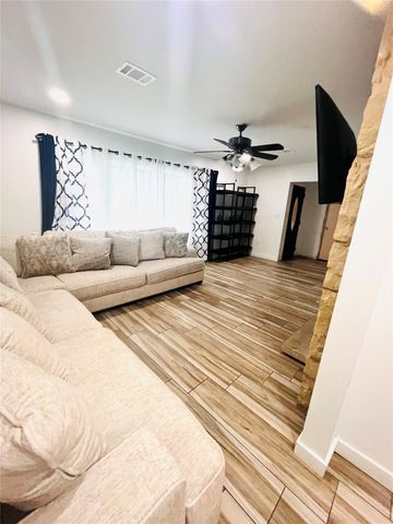 11604 Tedford ST, Austin, TX 78753