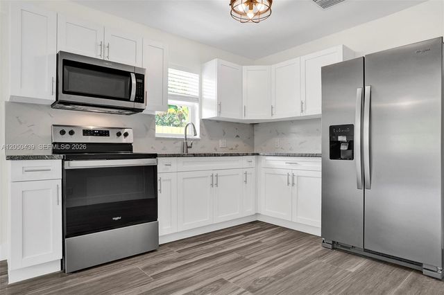 929 S N Street 5, Lake Worth, FL 33460
