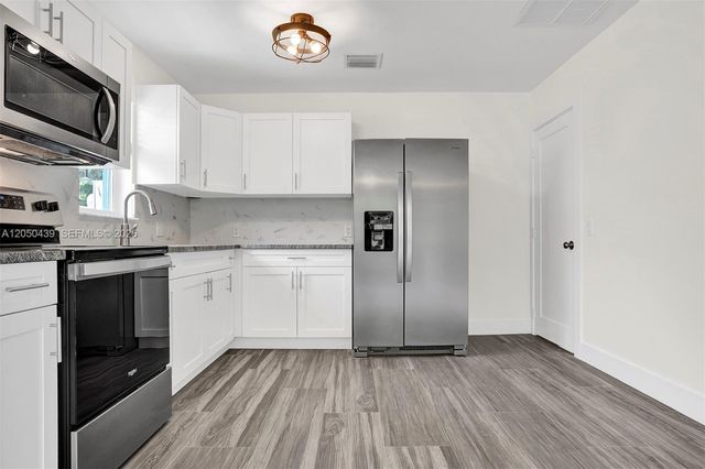 929 S N Street 5, Lake Worth, FL 33460