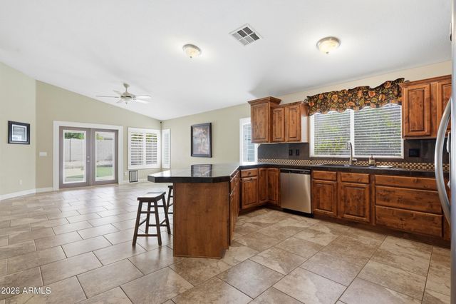 6780 W BUCKSKIN Trail, Peoria, AZ 85383