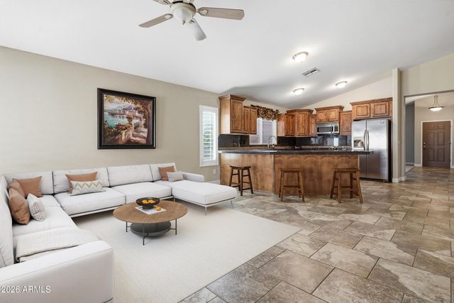 6780 W BUCKSKIN Trail, Peoria, AZ 85383