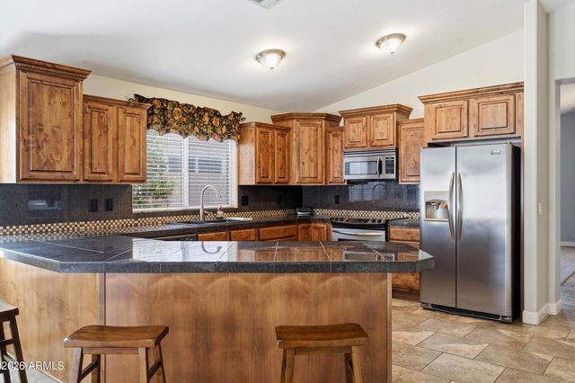 6780 W BUCKSKIN Trail, Peoria, AZ 85383