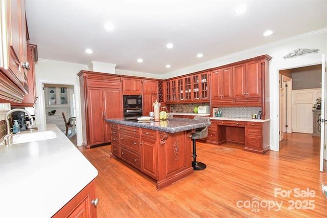 711 Yadkin Street, Albemarle, NC 28001