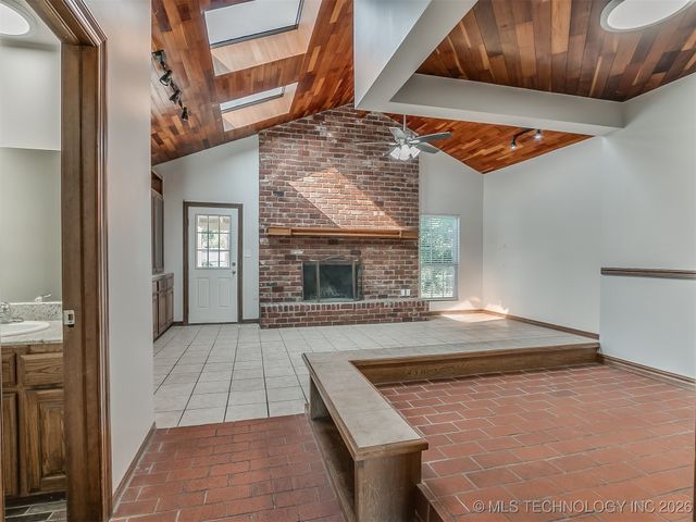 4248 S Cincinnati Avenue, Tulsa, OK 74105