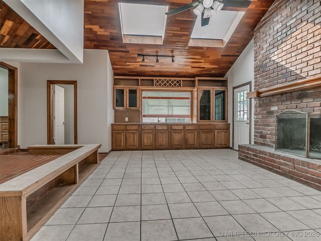 4248 S Cincinnati Avenue, Tulsa, OK 74105