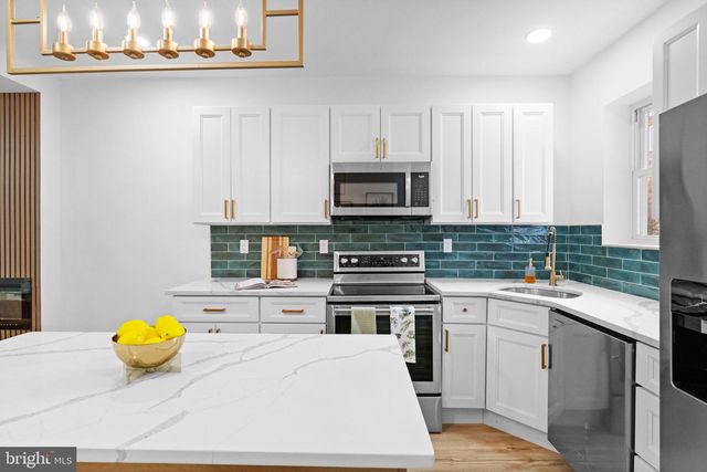 5725 HUNTER ST, Philadelphia, PA 19131