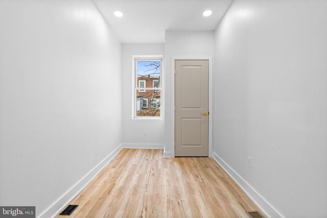 5725 HUNTER ST, Philadelphia, PA 19131