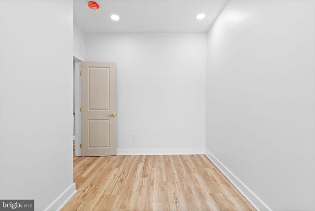 5725 HUNTER ST, Philadelphia, PA 19131