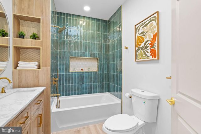 5725 HUNTER ST, Philadelphia, PA 19131