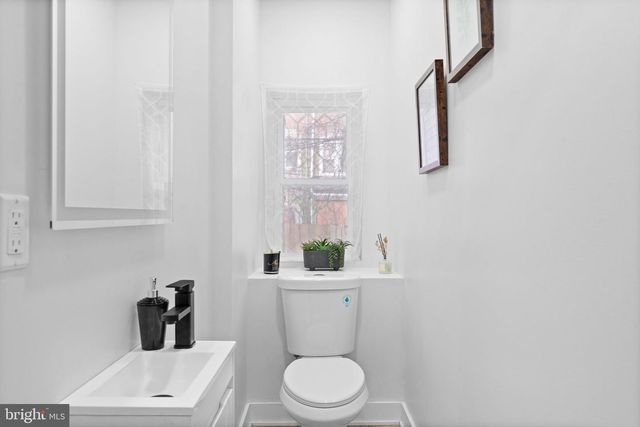 5725 HUNTER ST, Philadelphia, PA 19131