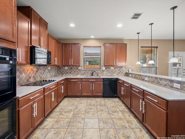 7514 Copper CV, Converse, TX 78109