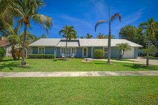 711 Warren Drive, Jupiter, FL 33458