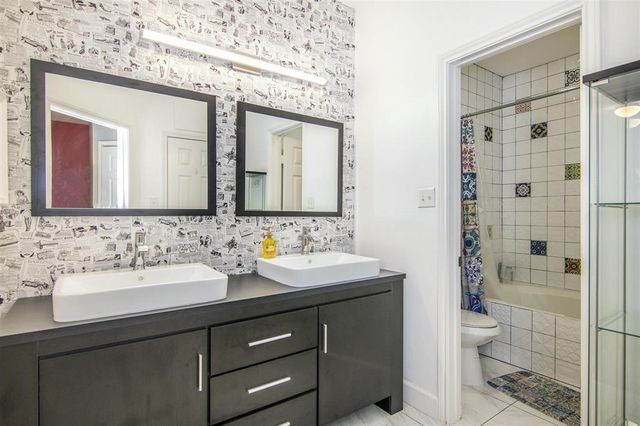 1720 Elgin Street, Houston, TX 77004