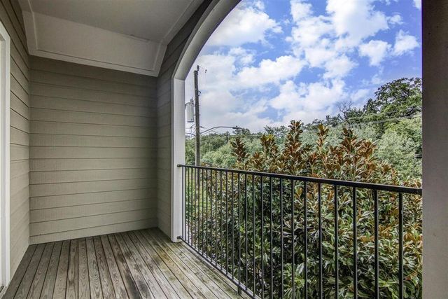 1720 Elgin Street, Houston, TX 77004
