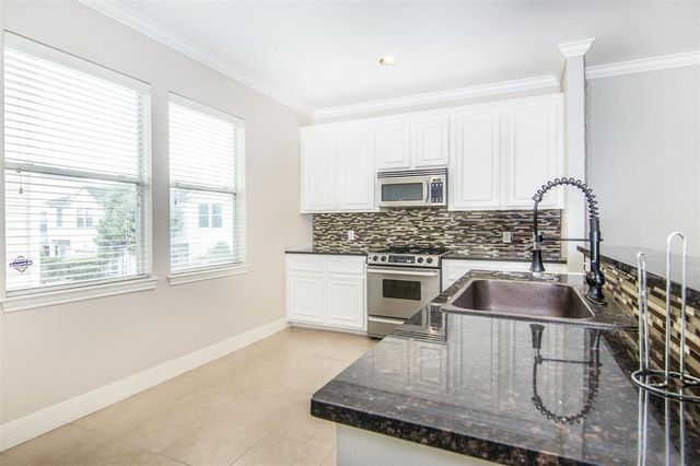 1720 Elgin Street, Houston, TX 77004