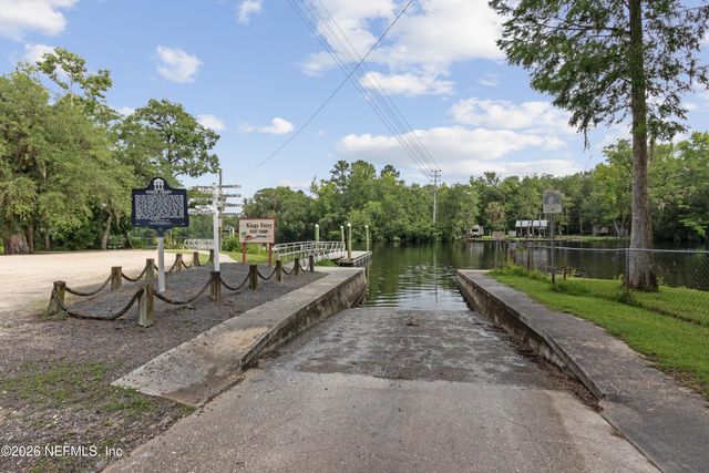 376530 KINGS FERRY Road, Hilliard, FL 32046