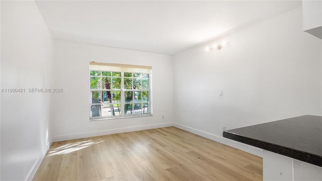 876 Garnet Cir, Weston, FL 33326