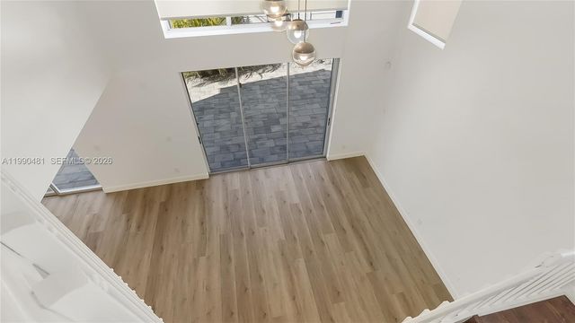 876 Garnet Cir, Weston, FL 33326