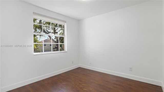 876 Garnet Cir, Weston, FL 33326