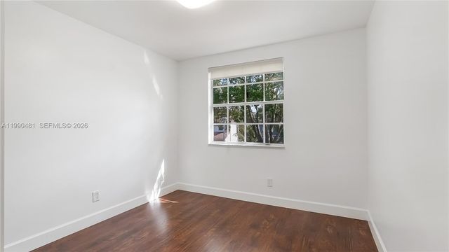 876 Garnet Cir, Weston, FL 33326