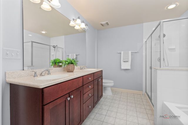 310 E Church Street 201, Libertyville, IL 60048
