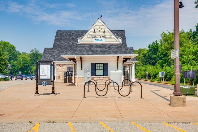 310 E Church Street 201, Libertyville, IL 60048