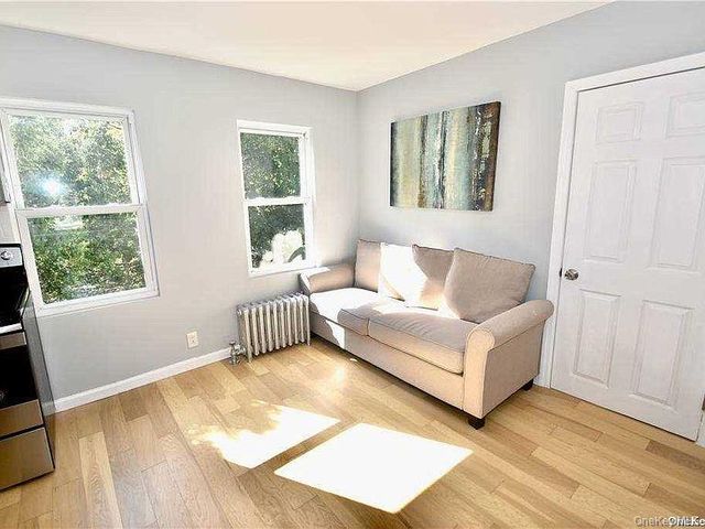 980 Thomas Avenue, Baldwin, NY 11510