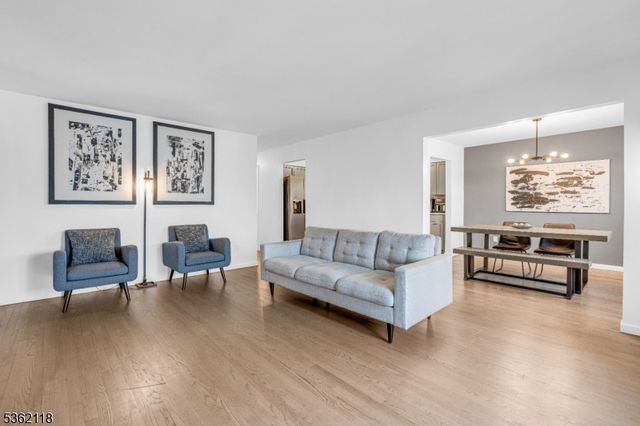 1105 Essex Ave 2, Linden City, NJ 07036