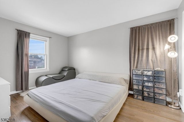 1105 Essex Ave 2, Linden City, NJ 07036