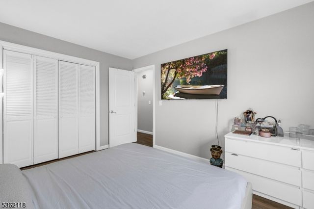 1105 Essex Ave 2, Linden City, NJ 07036