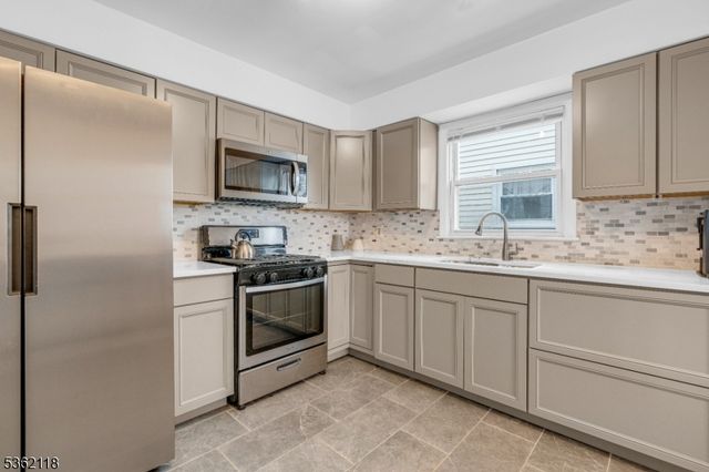 1105 Essex Ave 2, Linden City, NJ 07036