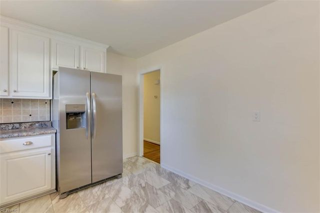 5 Marval CIR, Hampton, VA 23666