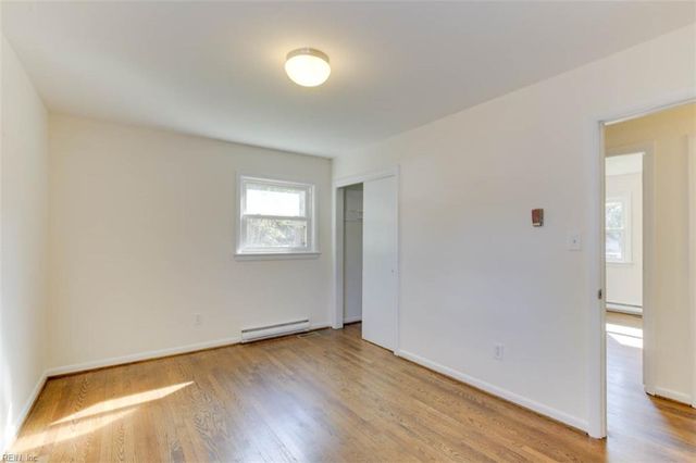 5 Marval CIR, Hampton, VA 23666