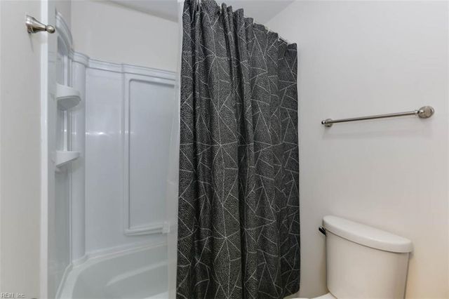 5 Marval CIR, Hampton, VA 23666