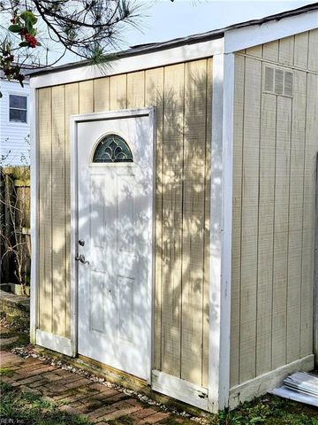 409 Shagbark RD, Virginia Beach, VA 23454