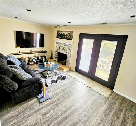 409 Shagbark RD, Virginia Beach, VA 23454