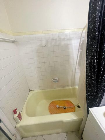 3760 SW 1st Street, Fort Lauderdale, FL 33312