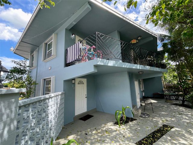 3760 SW 1st Street, Fort Lauderdale, FL 33312