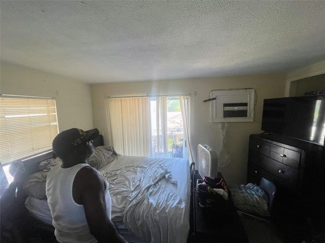 3760 SW 1st Street, Fort Lauderdale, FL 33312