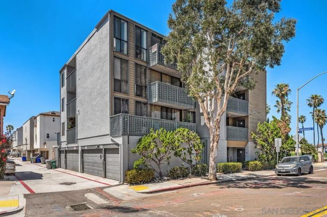 2990 Mission Blvd 303, San Diego, CA 92109