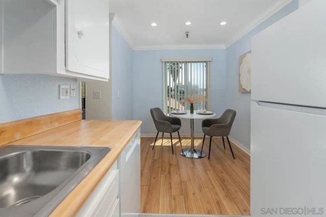 2990 Mission Blvd 303, San Diego, CA 92109
