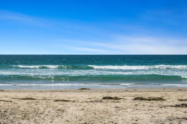 2990 Mission Blvd 303, San Diego, CA 92109