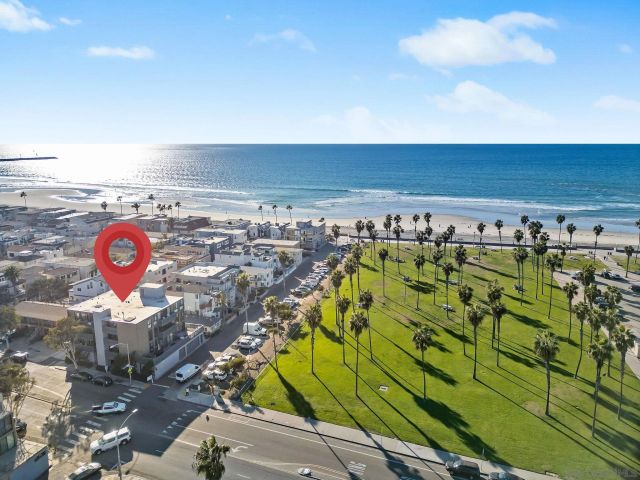 2990 Mission Blvd 303, San Diego, CA 92109