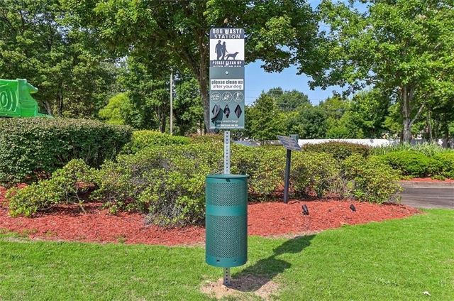 6009 Riveroak Terrace, College Park, GA 30349